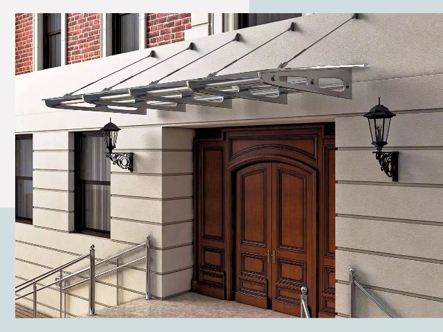 Металлические козырьки от 607 руб. в Майкопе